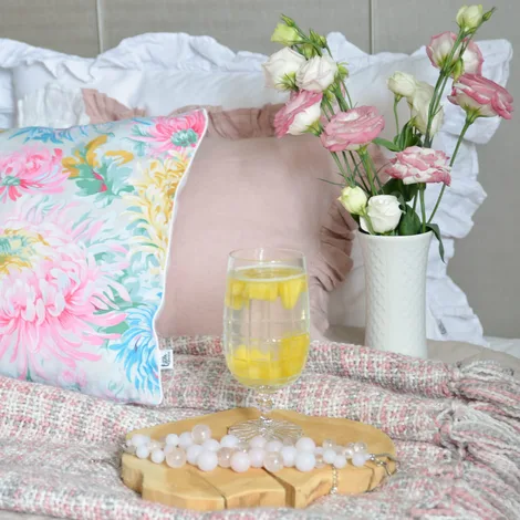 tip-article-image-Sezonowa metamorfoza kanapy - poszewki na cały rok
