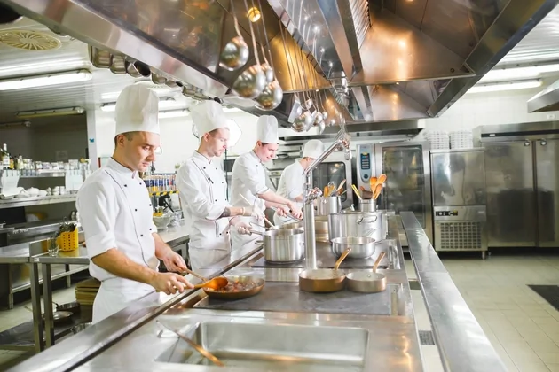 tip-article-image-Poznaj wysokiej jakości meble ze stali nierdzewnej dla gastronomii