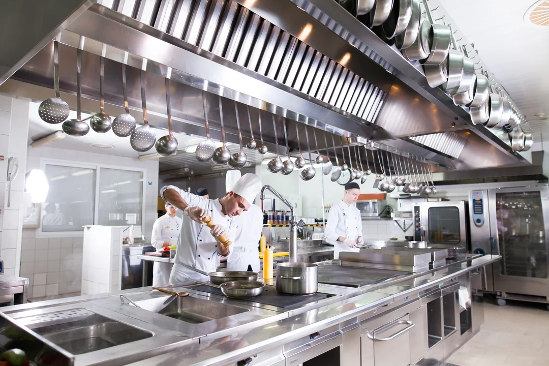 tip-image-Meble gastronomiczne na wymiar - doskonałe dopasowanie do indywidualnych potrzeb biznesu